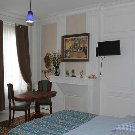 Les Unelli Hotel Cherbourg-en-Cotentin Eksteriør billede